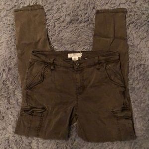 H&M skinny cargo pants